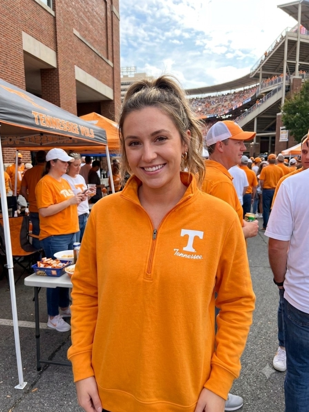 Knights Apparel University of Tennessee Vols Orange 1/4 Zip Pullover XL (16/18)